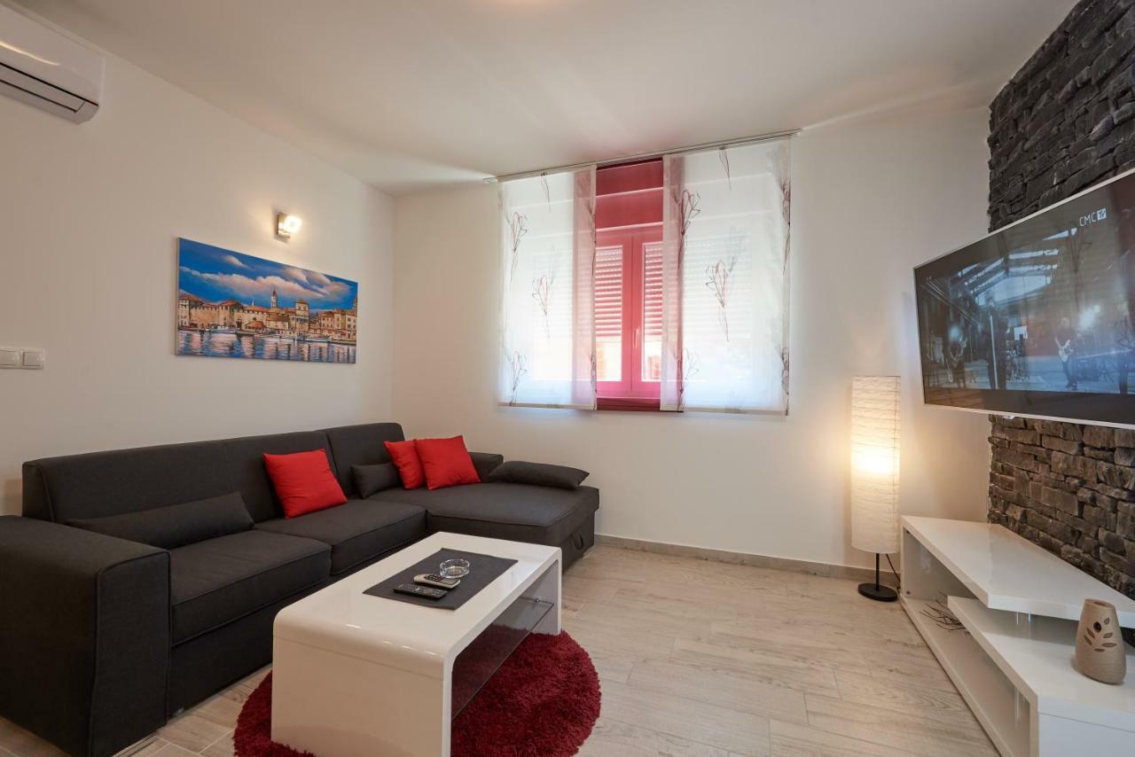 Apartman Jakov Apartment Trogir Ngoại thất bức ảnh