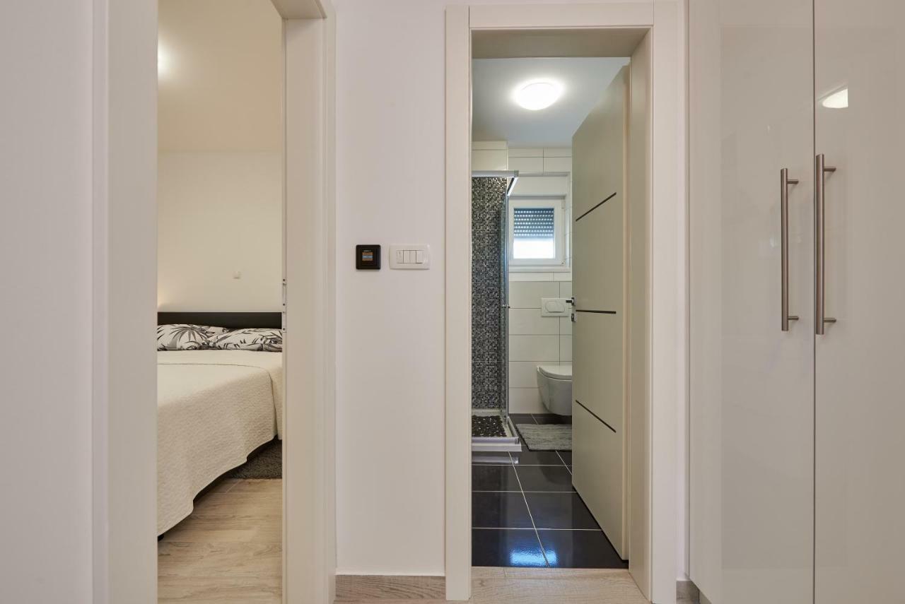 Apartman Jakov Apartment Trogir Ngoại thất bức ảnh