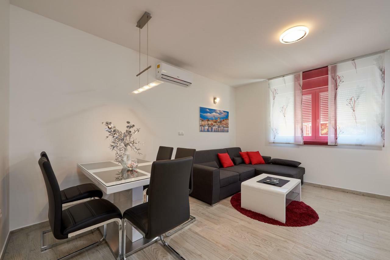Apartman Jakov Apartment Trogir Ngoại thất bức ảnh